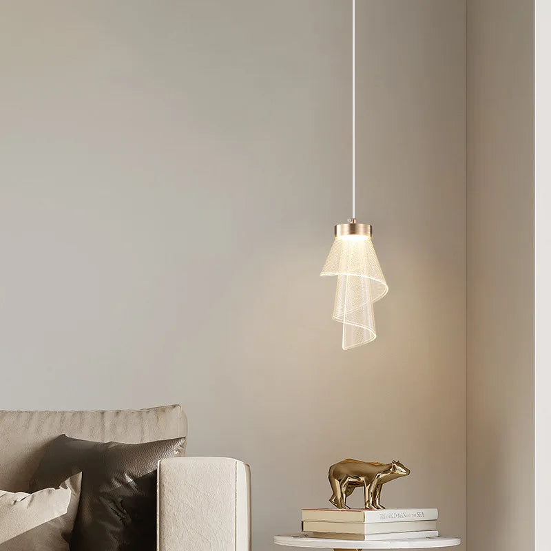 LústrousLux Pendant Light