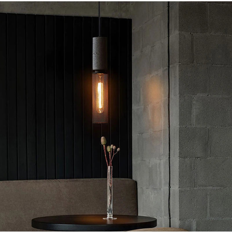 Mesh Tall Pendant Light