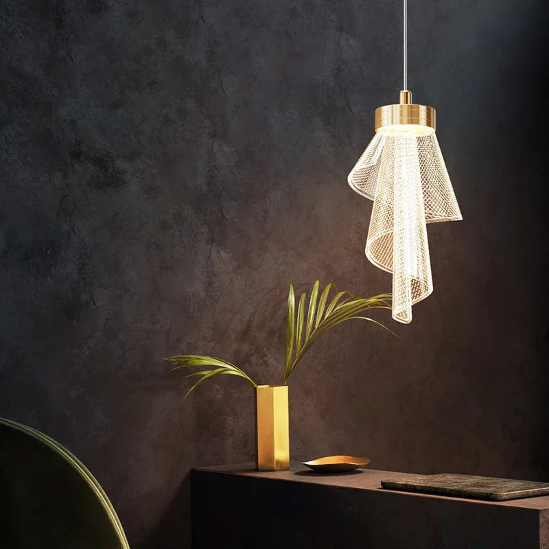LústrousLux Pendant Light